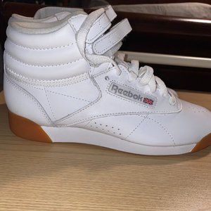 NWT Reebok FREESTYLE HI HIGH-TOP SNEAKER  Size 7